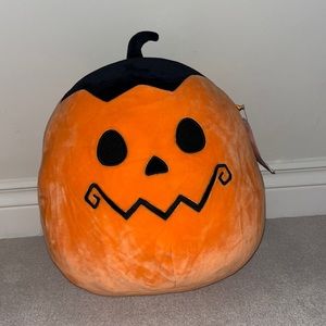 NWT PAIGE THE PUMPKIN SQUISHMELLOW